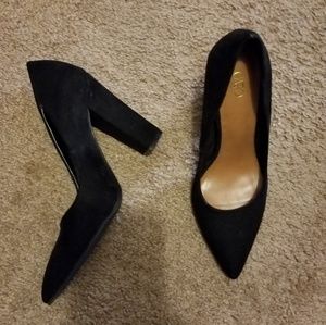 Heels with square heel